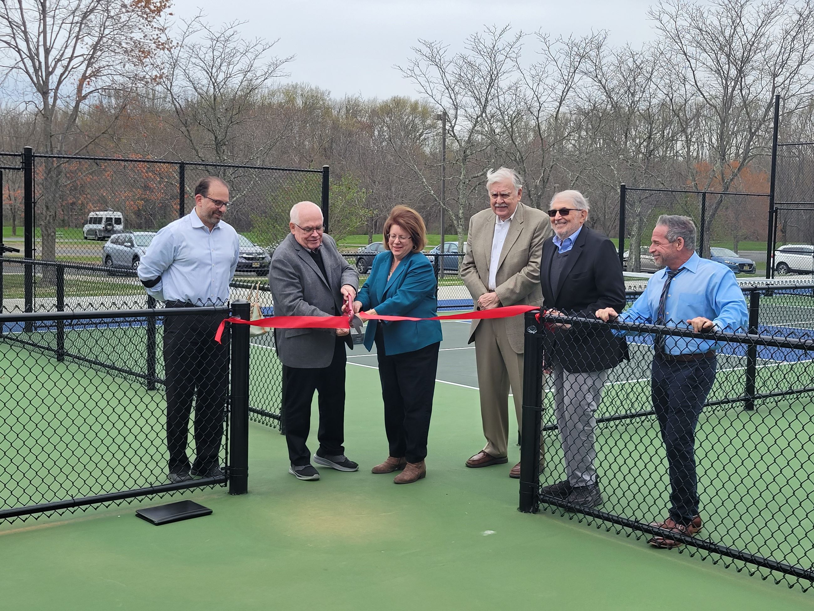 Multiuse Rec Area Ribbon Cutting2
